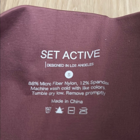 Set Active Washed Raspberry One Shoulder Set - Picture 4 of 4